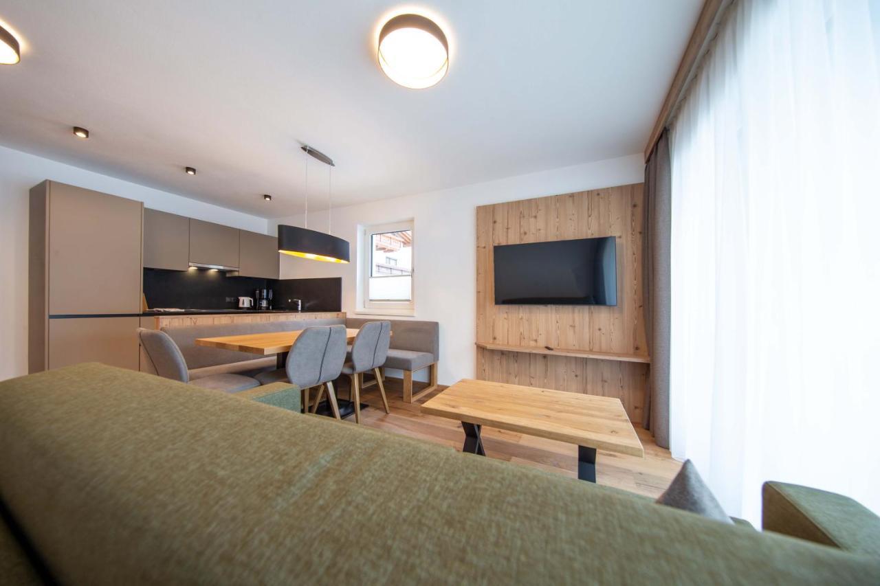 A Casa Granat Apartment Solden Bagian luar foto