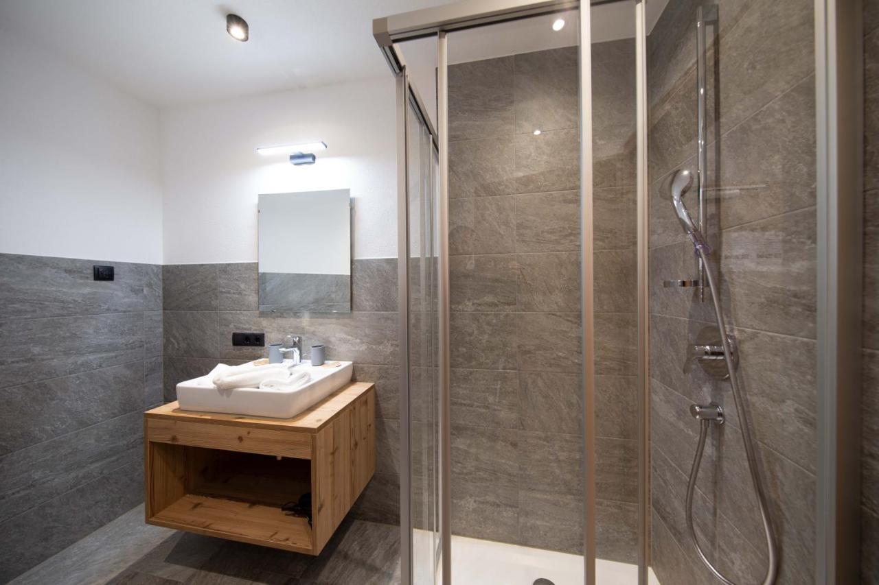 A Casa Granat Apartment Solden Bagian luar foto