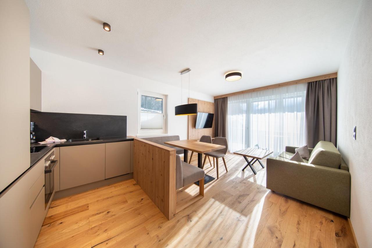 A Casa Granat Apartment Solden Bagian luar foto