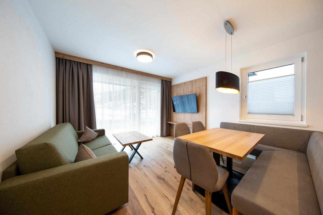 A Casa Granat Apartment Solden Bagian luar foto