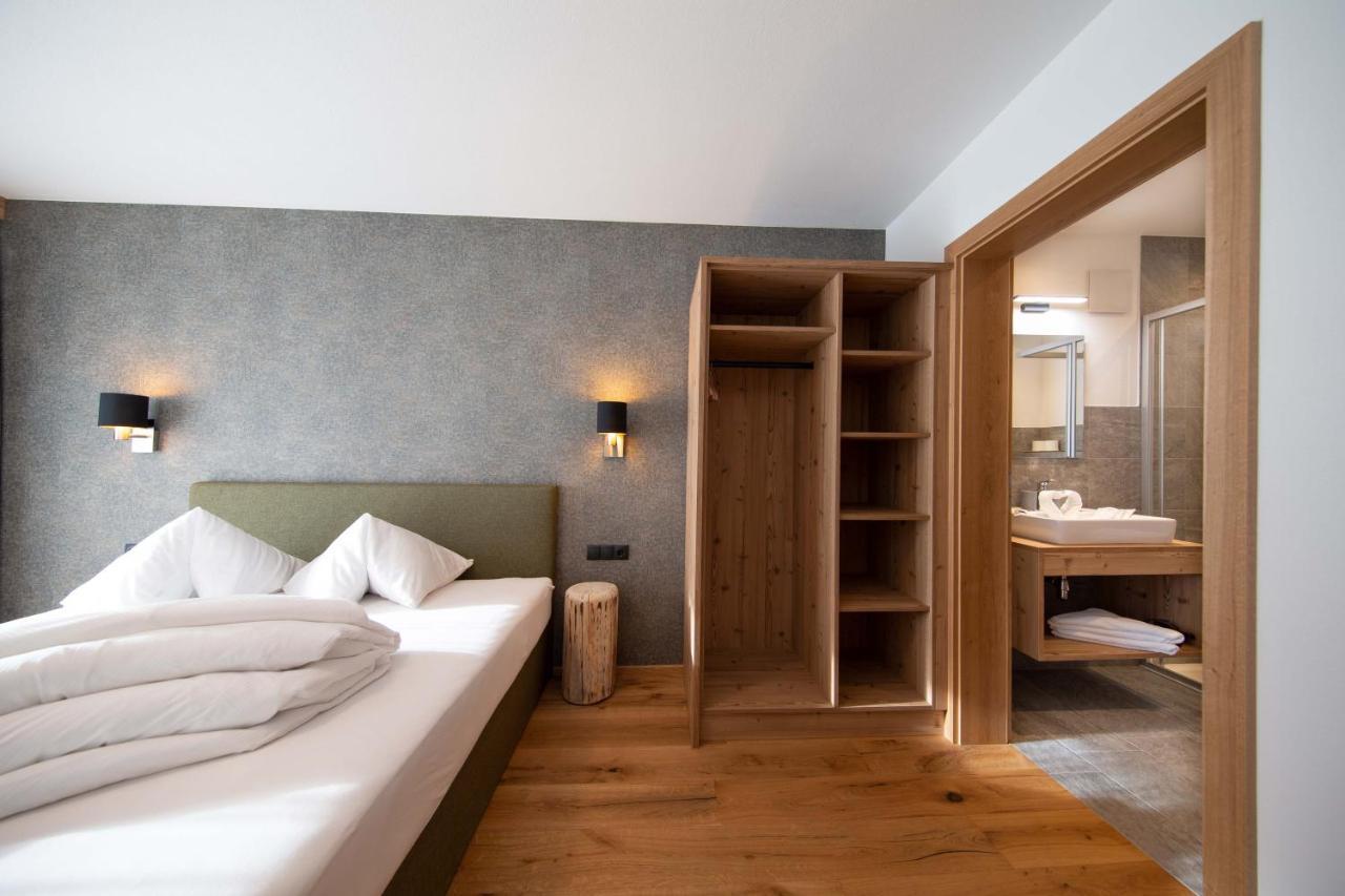 A Casa Granat Apartment Solden Bagian luar foto