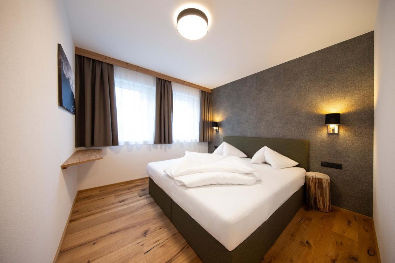 A Casa Granat Apartment Solden Bagian luar foto