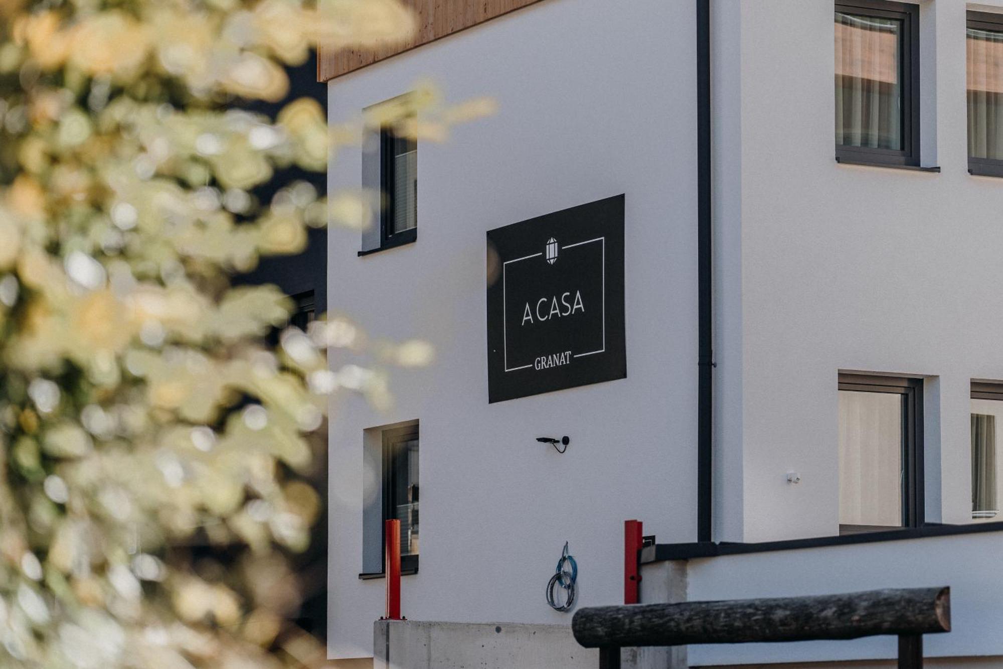 A Casa Granat Apartment Solden Bagian luar foto