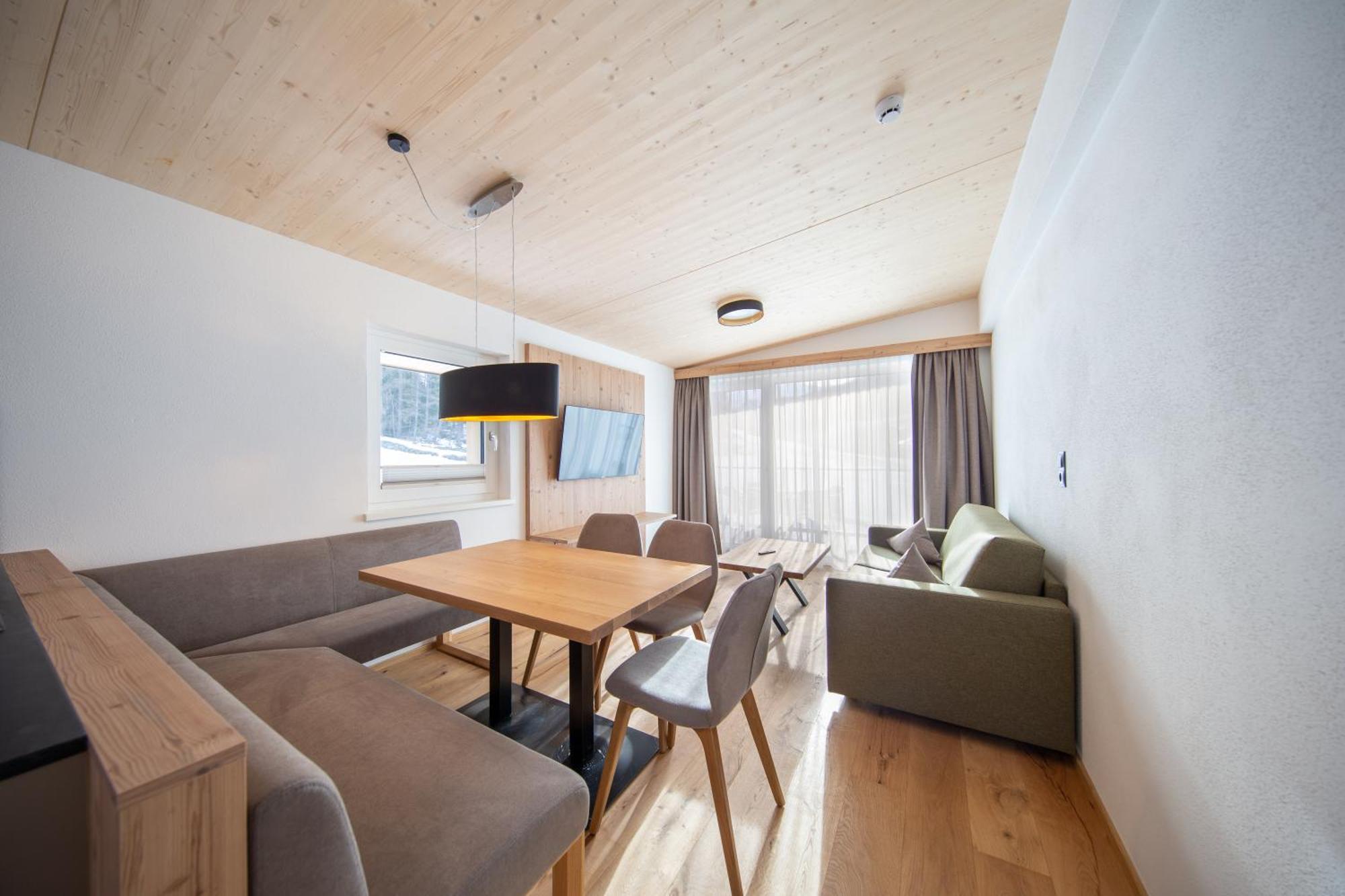 A Casa Granat Apartment Solden Bagian luar foto